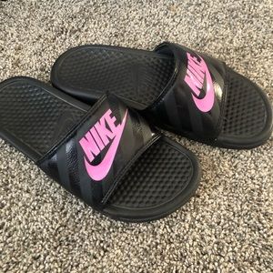 Nike Slides
